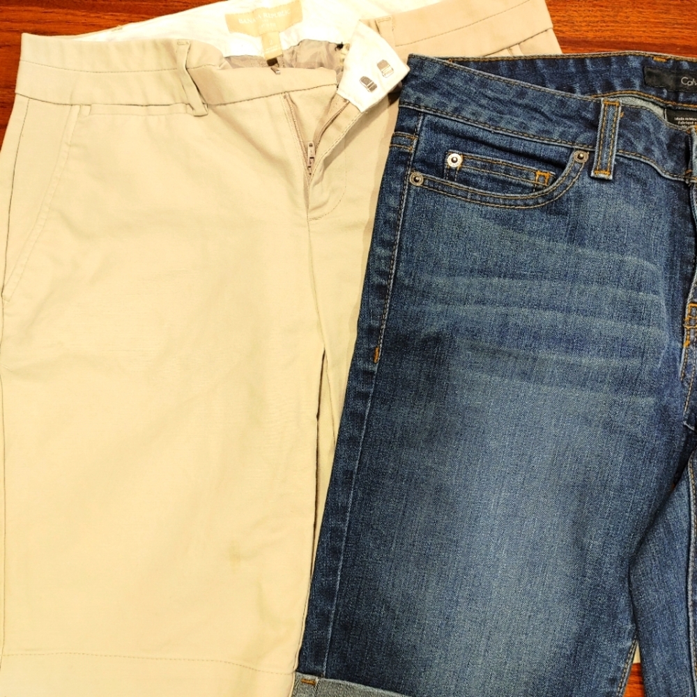 Ladies size 2 knee length shorts